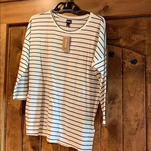 Striped 3/4 sleeve t- shirt